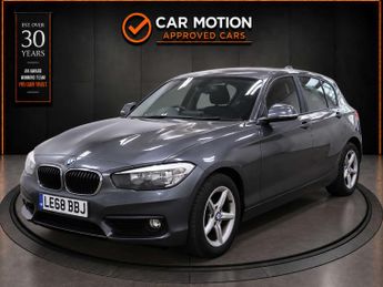 BMW 1 SERIES 1.5 118i SE Auto 5dr