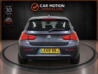 BMW 1 SERIES 1.5 118i SE Auto 5dr
