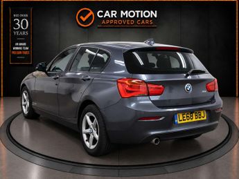 BMW 1 SERIES 1.5 118i SE Auto 5dr