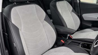 Volkswagen ID.3 ID3 Family 5dr
