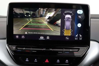 Volkswagen ID.4 Pure 52kWh Life SUV 5dr Electric Auto (148 ps)