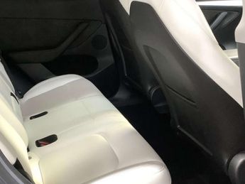 TESLA Model Y (Dual Motor) Performance SUV 5dr Electric Auto 4WDE (426 bhp)
