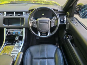 LAND ROVER RANGE ROVER SPORT 3.0 Range Rover Sport HSE Dynamic SDV6 Auto 4WD 5dr