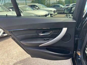 BMW 3 SERIES 2.0 320d M Sport Saloon 4dr Diesel Auto xDrive Euro 6 (s/s) (190