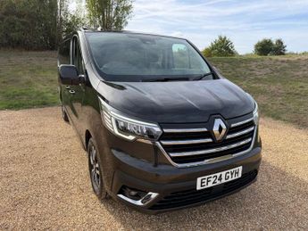 Renault Trafic 2.0 dCi Blue LL30 Extra Sport Crew Van Double Cab 6dr Diesel EDC