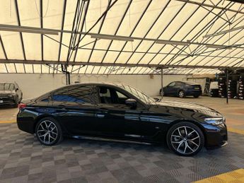 BMW 5 SERIES 2.0 520d M Sport MHEV Auto 4dr