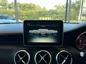 MERCEDES-BENZ A-CLASS 1.5 A 180 D Sport Executive Auto 5dr