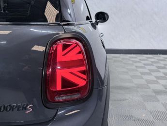 MINI HATCH 2.0 Cooper S Exclusive Auto 3dr