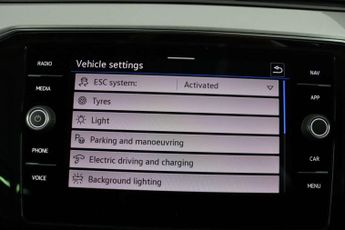 Volkswagen Passat 1.4 TSI 13kWh GTE Estate 5dr Petrol Plug-in Hybrid DSG Euro 6 (s