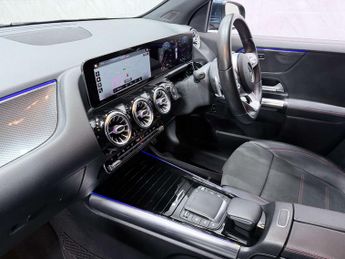 MERCEDES-BENZ GLA 2.0 GLA 200 AMG Line Premium D Auto 5dr