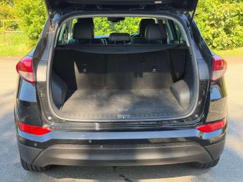 Hyundai TUCSON 1.7 CRDi Blue Drive Premium SUV 5dr Diesel DCT Euro 6 (s/s) (141