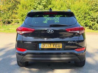 Hyundai TUCSON 1.7 CRDi Blue Drive Premium SUV 5dr Diesel DCT Euro 6 (s/s) (141