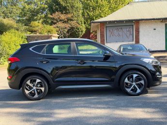 Hyundai TUCSON 1.7 CRDi Blue Drive Premium SUV 5dr Diesel DCT Euro 6 (s/s) (141