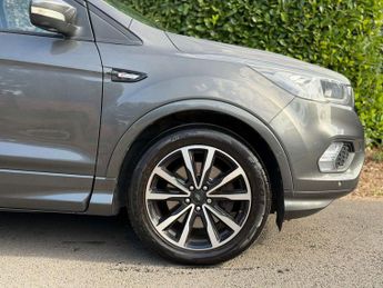 Ford Kuga 1.5 TDCi ST-Line SUV 5dr Diesel Powershift Euro 6 (s/s) (120 ps)