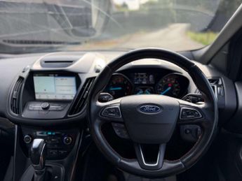 Ford Kuga 1.5 TDCi ST-Line SUV 5dr Diesel Powershift Euro 6 (s/s) (120 ps)