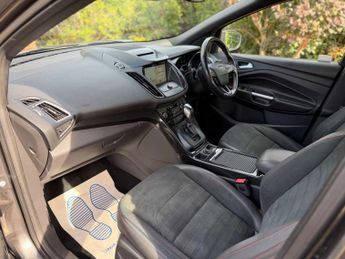 Ford Kuga 1.5 TDCi ST-Line SUV 5dr Diesel Powershift Euro 6 (s/s) (120 ps)