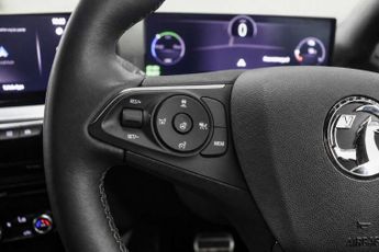 VAUXHALL Mokka Electric 50kWh Ultimate SUV 5dr Electric Auto (136 ps)