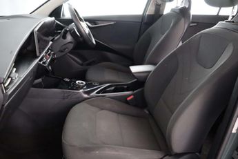 Kia Niro 64.8kWh 2 SUV 5dr Electric Auto (201 bhp)