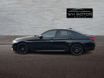 BMW 5 SERIES 2.0 520d xDrive M Sport Auto 4WD 4dr