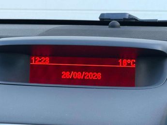 Vauxhall Meriva 1.4i Tech Line MPV 5dr Petrol Manual Euro 6 (100 ps)