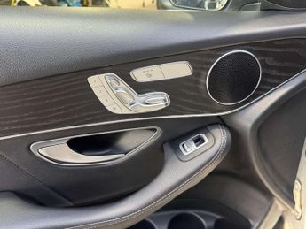 MERCEDES-BENZ GLC 2.1 GLC 250 D 4Matic AMG Line Premium Auto 4WD 5dr