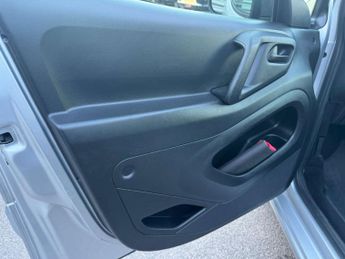 CITROEN BERLINGO 1.6 Berlingo 625 LX Blue HDi Auto