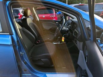 VAUXHALL CORSA 1.4 Corsa SE Auto 5dr