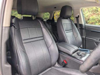 LAND ROVER RANGE ROVER EVOQUE 2.0 Range Rover Evoque SE D Auto 4WD 5dr