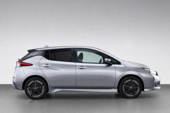 NISSAN LEAF 39kWh N-Connecta Hatchback 5dr Electric Auto (150 ps)