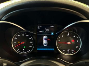 MERCEDES-BENZ C-CLASS 2.0 C 220 AMG Line D Auto 2dr