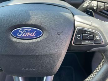 Ford KUGA 2.0 Kuga Vignale TDCi 4x4 Auto 4WD 5dr