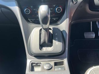 Ford KUGA 2.0 Kuga Vignale TDCi 4x4 Auto 4WD 5dr