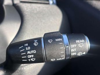 Land Rover Range Rover Evoque 2.0 TD4 SE Tech Auto 4WD Euro 6 (s/s) 5dr