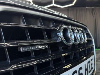 AUDI Q3 2.0 Q3 S Line+ TDI Quattro Semi-Auto 4WD 5dr