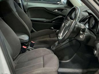 VAUXHALL ZAFIRA TOURER 2.0 CDTi SRi MPV 5dr Diesel Manual Euro 5 (165 ps)