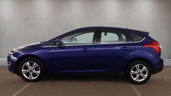 FORD FOCUS 1.6 Zetec Hatchback 5dr Petrol Powershift Euro 5 (125 ps)