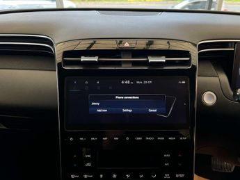 HYUNDAI TUCSON 1.6 Tucson Premium TGDi HEV Auto 5dr
