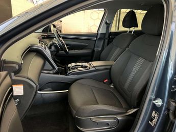 HYUNDAI TUCSON 1.6 Tucson Premium TGDi HEV Auto 5dr