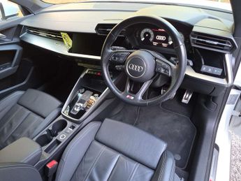 AUDI A3 1.5 A3 S Line 35 TFSI MHEV Semi-Auto 4dr