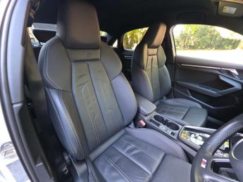 AUDI A3 1.5 A3 S Line 35 TFSI MHEV Semi-Auto 4dr