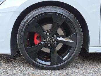 AUDI A3 1.5 A3 S Line 35 TFSI MHEV Semi-Auto 4dr
