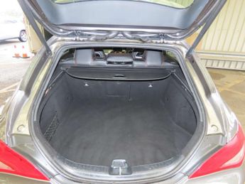 Mercedes-Benz CLA 1.6 CLA180 AMG Line Edition Shooting Brake 5dr Petrol 7G-DCT Eur