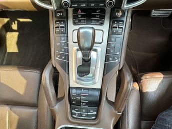 PORSCHE CAYENNE 3.6 Cayenne GTS V6 Tiptronic Auto 4WD 5dr