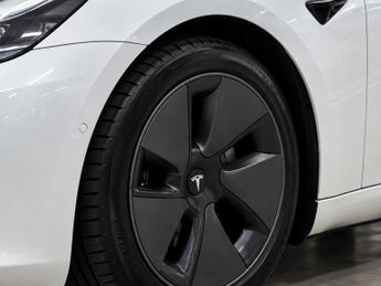 Tesla Model 3 Model 3 Long Range AWD 4WD 4dr