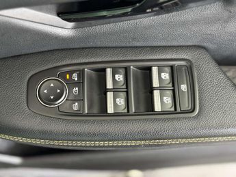 RENAULT Megane E-Tech 60kWh techno Hatchback 5dr Electric Auto (optimum charge) (220 p