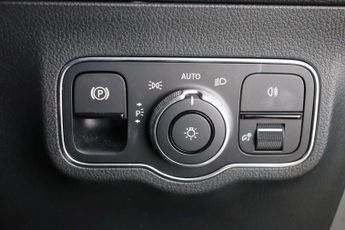 Mercedes-Benz EQA EQA 250 66.5kWh AMG Line SUV 5dr Electric Auto (190 ps)