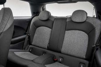 MINI Electric Hatch Cooper SE 32.6kWh Level 2 Hatchback 3dr Electric Auto (184 ps)