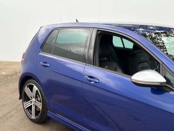 Volkswagen Golf 2.0 Golf R DSG 4WD 5dr