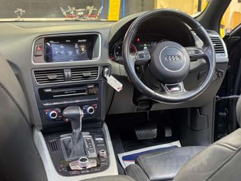 AUDI Q5 2.0 Q5 S Line+ TDI Quattro Auto 4WD 5dr