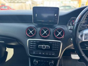Mercedes-Benz A Class 2.0 A45 AMG SpdS DCT 4MATIC Euro 6 (s/s) 5dr